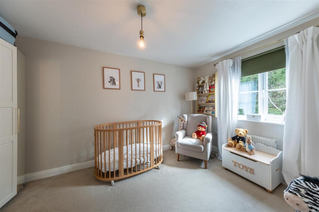 20 Shakerley Close-018.jpg