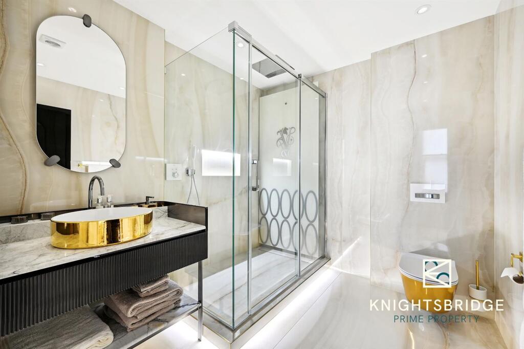 Apartment 4, 106 Park St (6).jpg