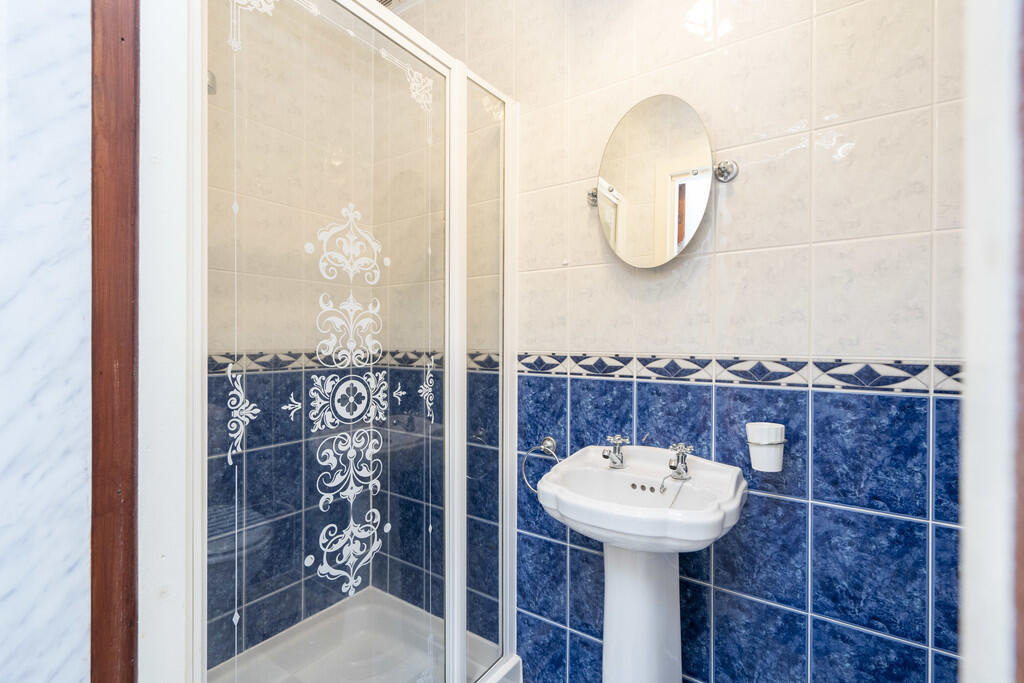 14 Polwarth Avenu...