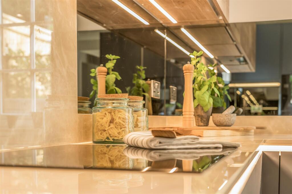 kitchen lifestyle 2.jpg