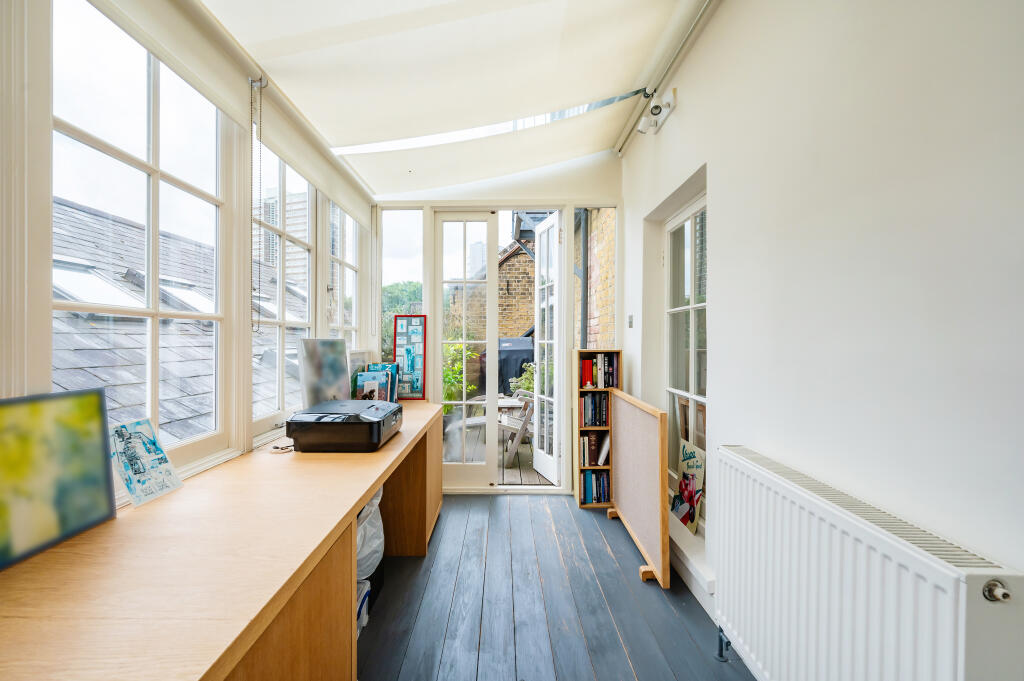 7 Old Library Apartments (23).jpg