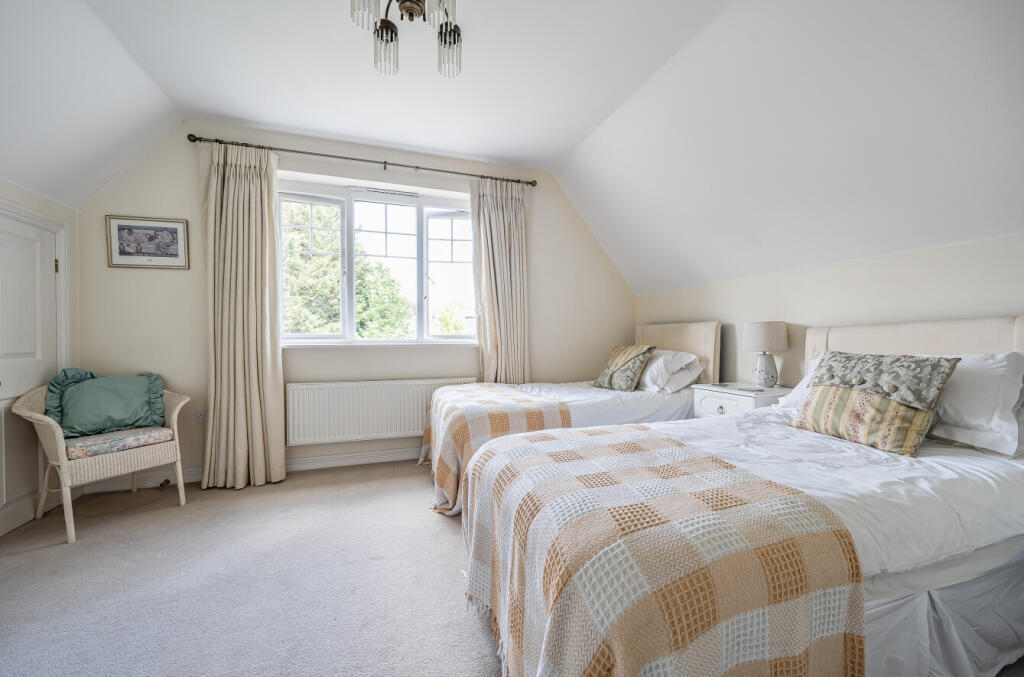 1312789-21-685580...