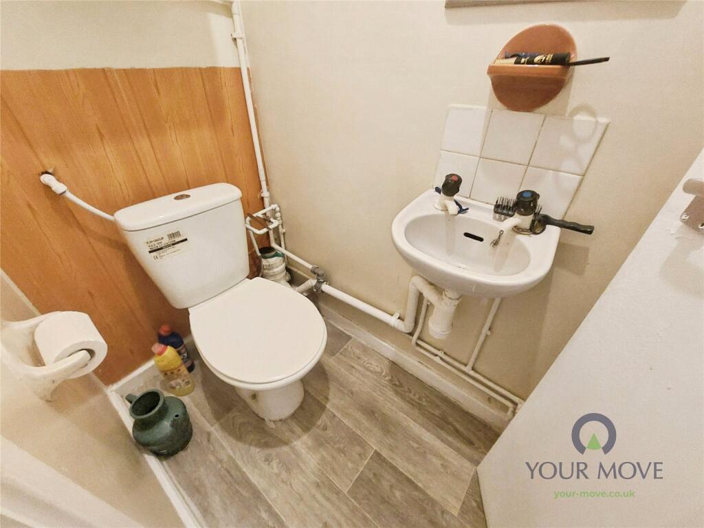 Ground Floor Wc