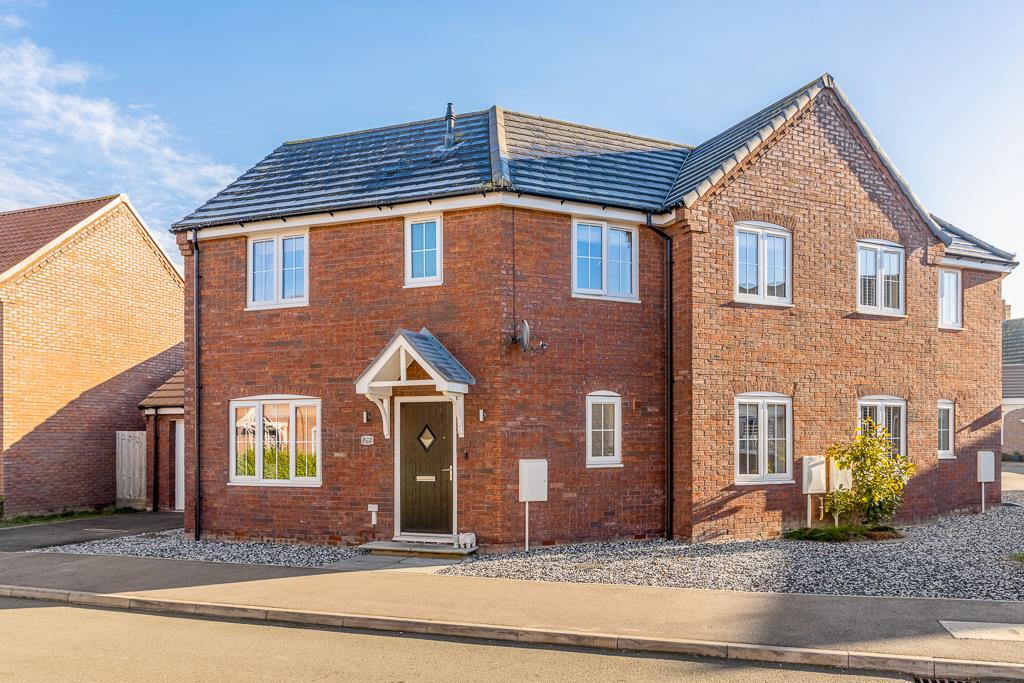 39 Willow Court (Cowbit)-2.jpg