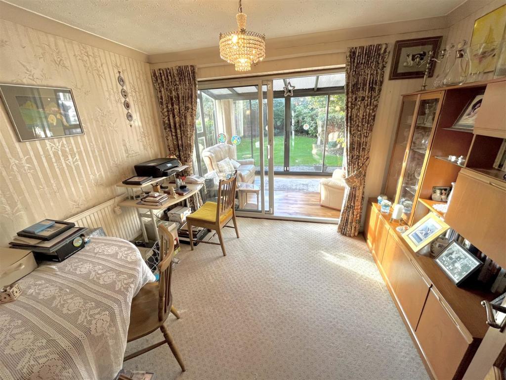 Dining Room.jpg