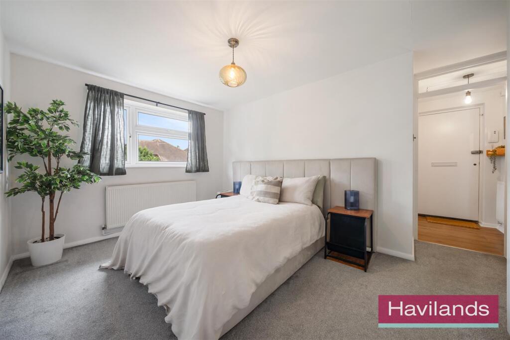 Framfield Court-4.jpg