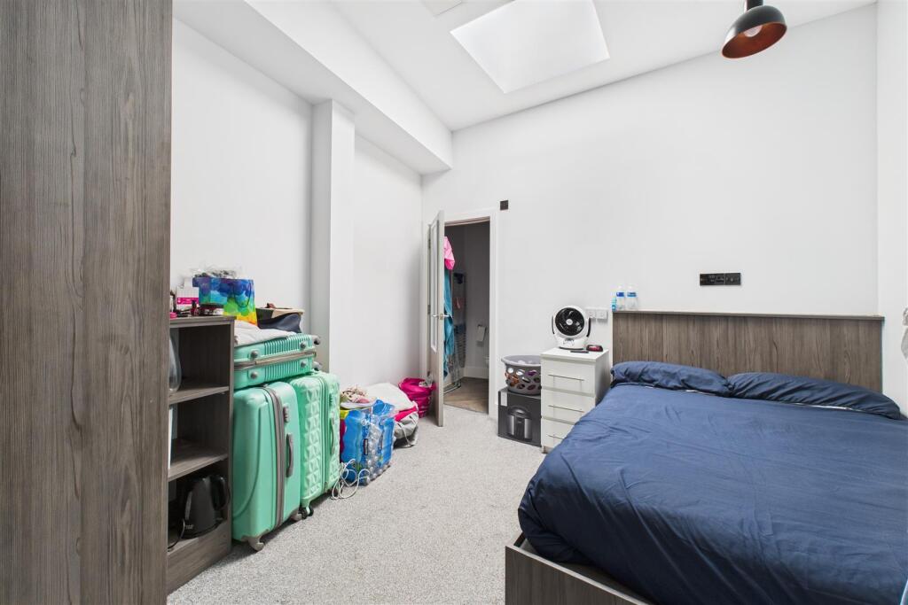 Flat 1 | 1 - 3, Old Church Road Clevedon, North So