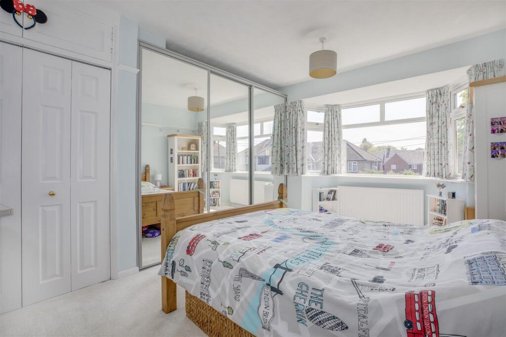 20 Totteridge Drive, HP13 6JJ-2.jpg