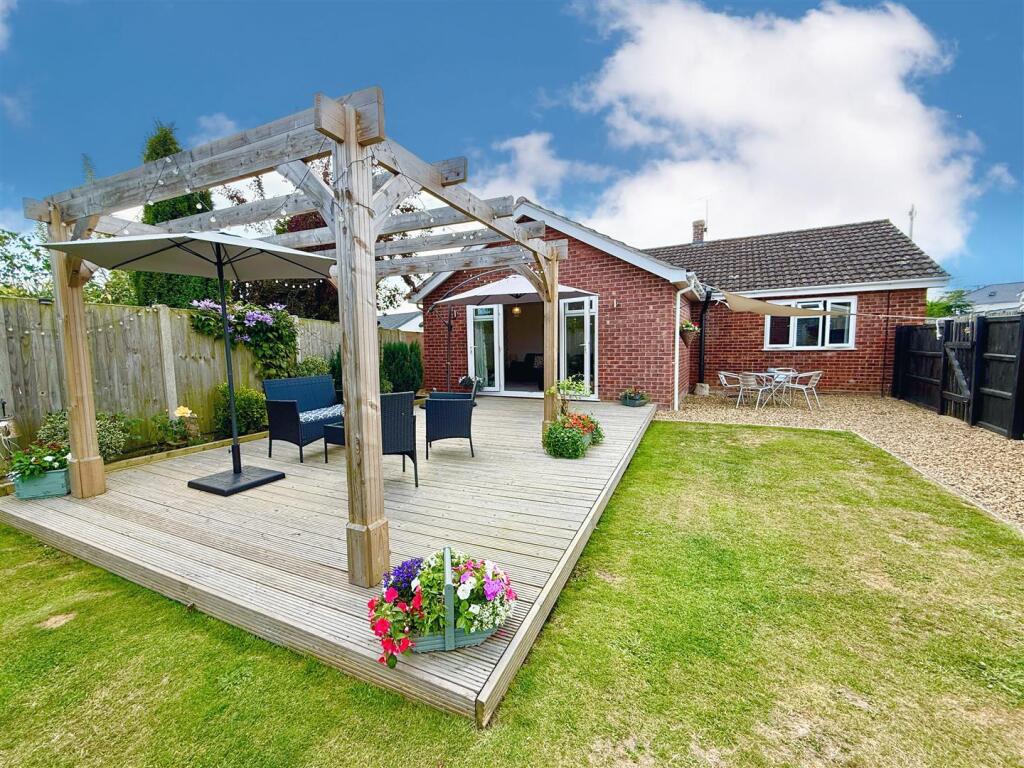 garden deck