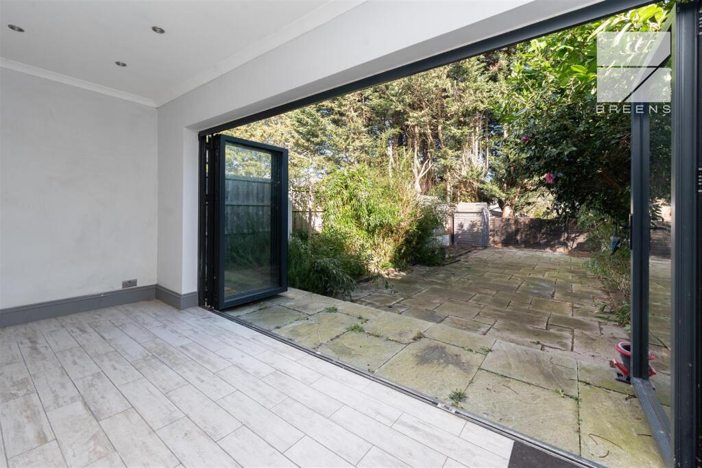 46 Whitehall Gardens_0018.jpg