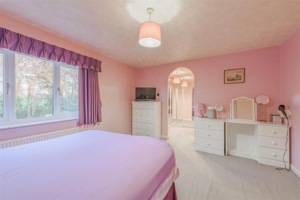 72 Main Street, Netherseal