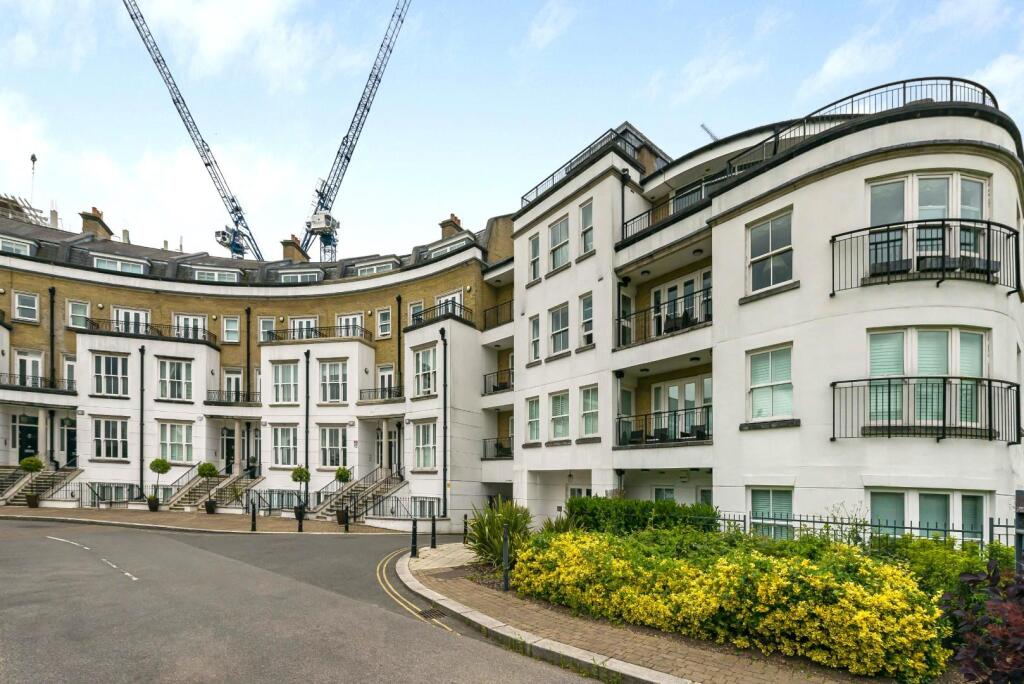 Imperial Crescent