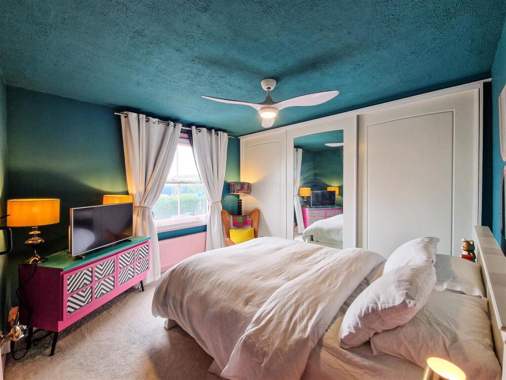 Bedroom one (sea view)