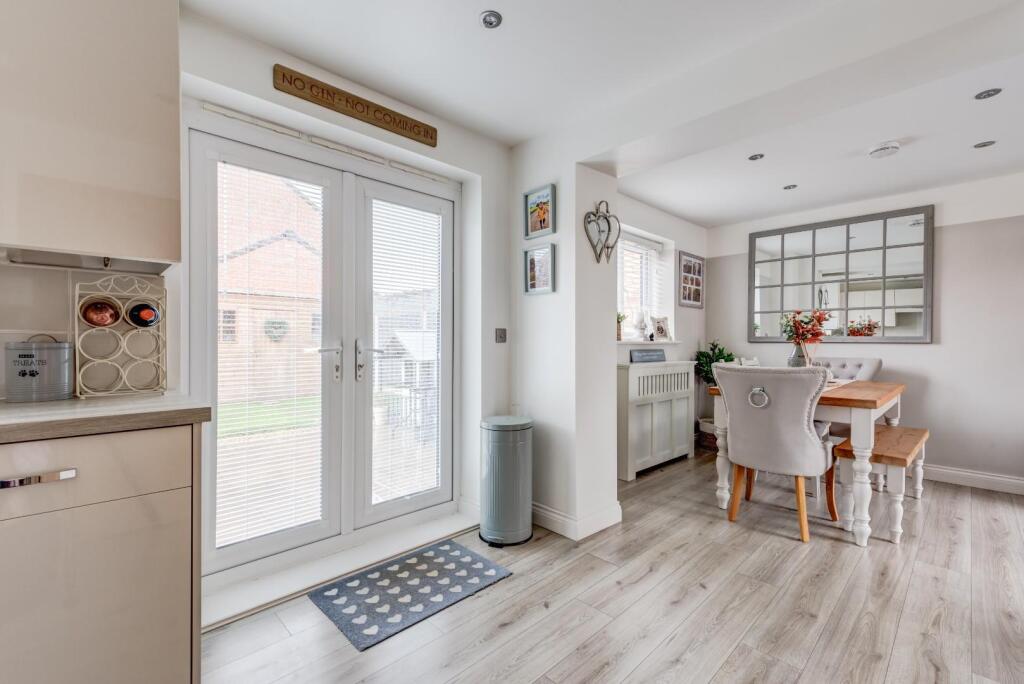 38CragHillCrescent(Interior)-8.jpg