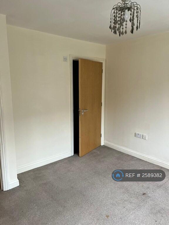 Bedroom 1 (With Ensuite)