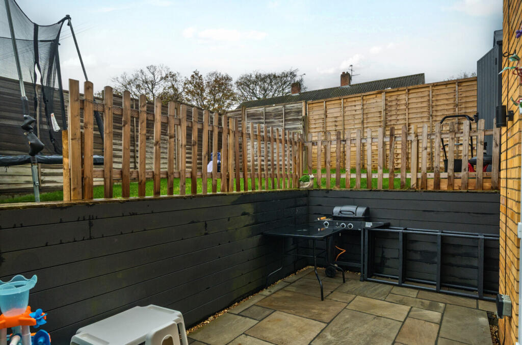 1383622-7-69246a4...