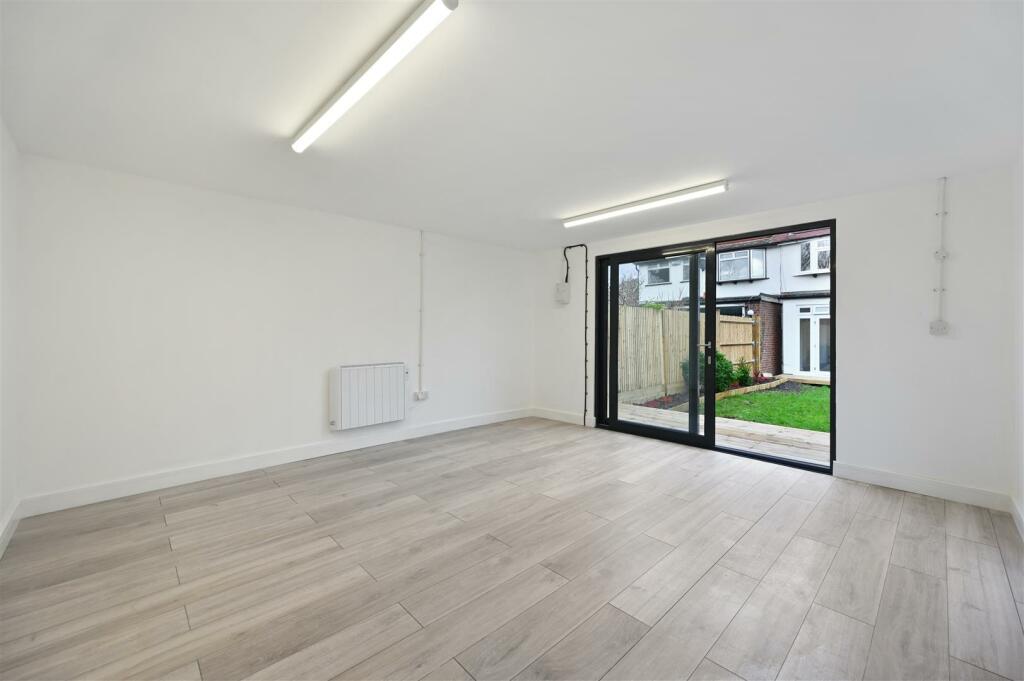 RCAR- Sutton Common Road9.JPG