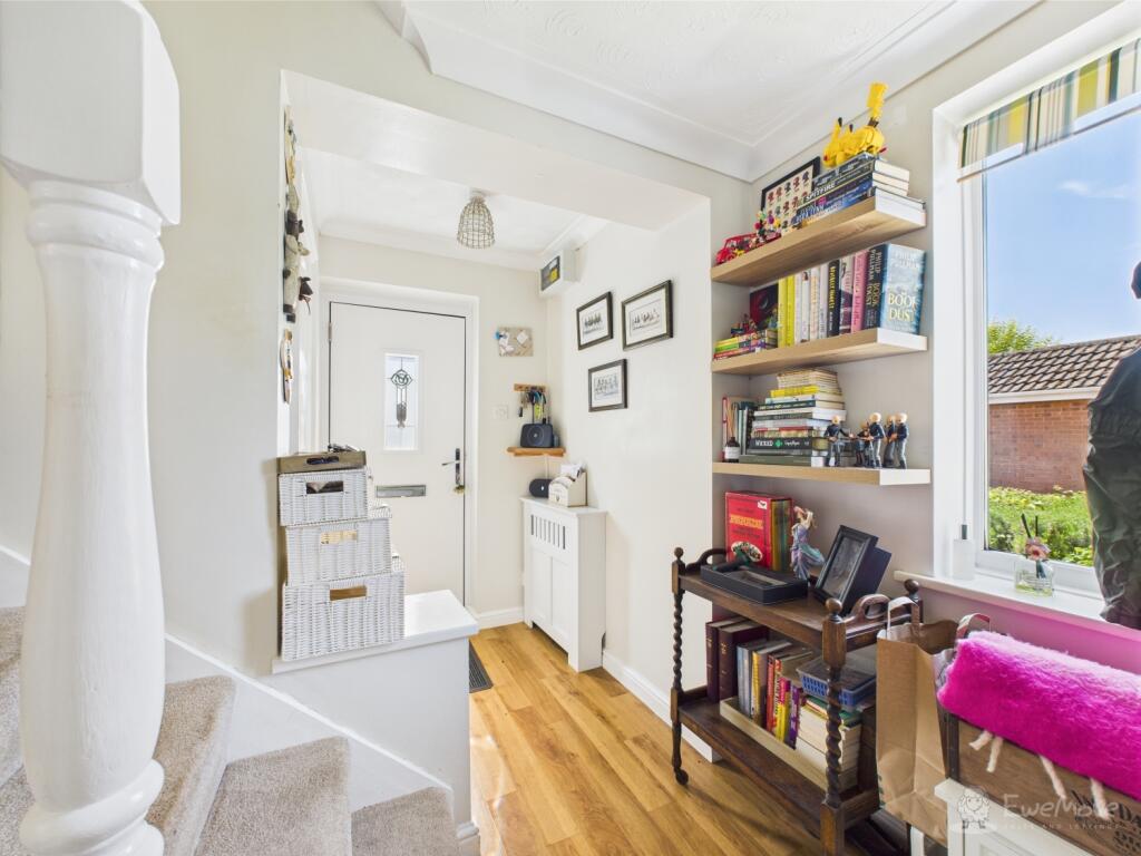 Hallway- Mark Stephens EweMove Newmarket and Soham