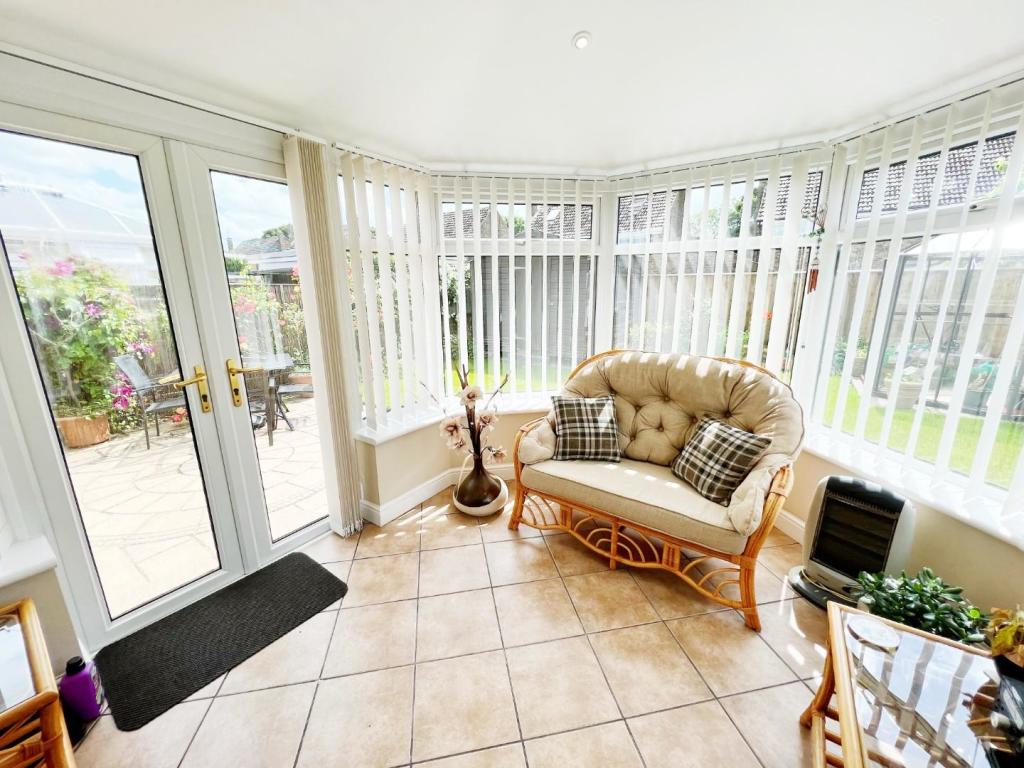 Garden Room pic 3.jpg