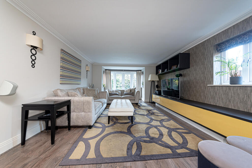 Stylish Sitting Room