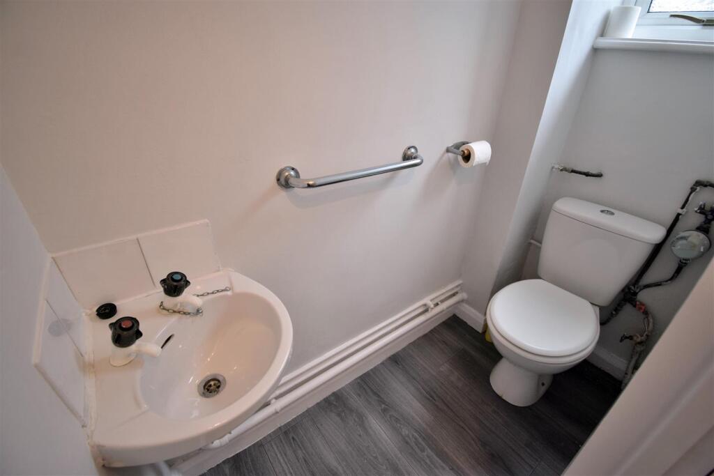 CLOAKROOM