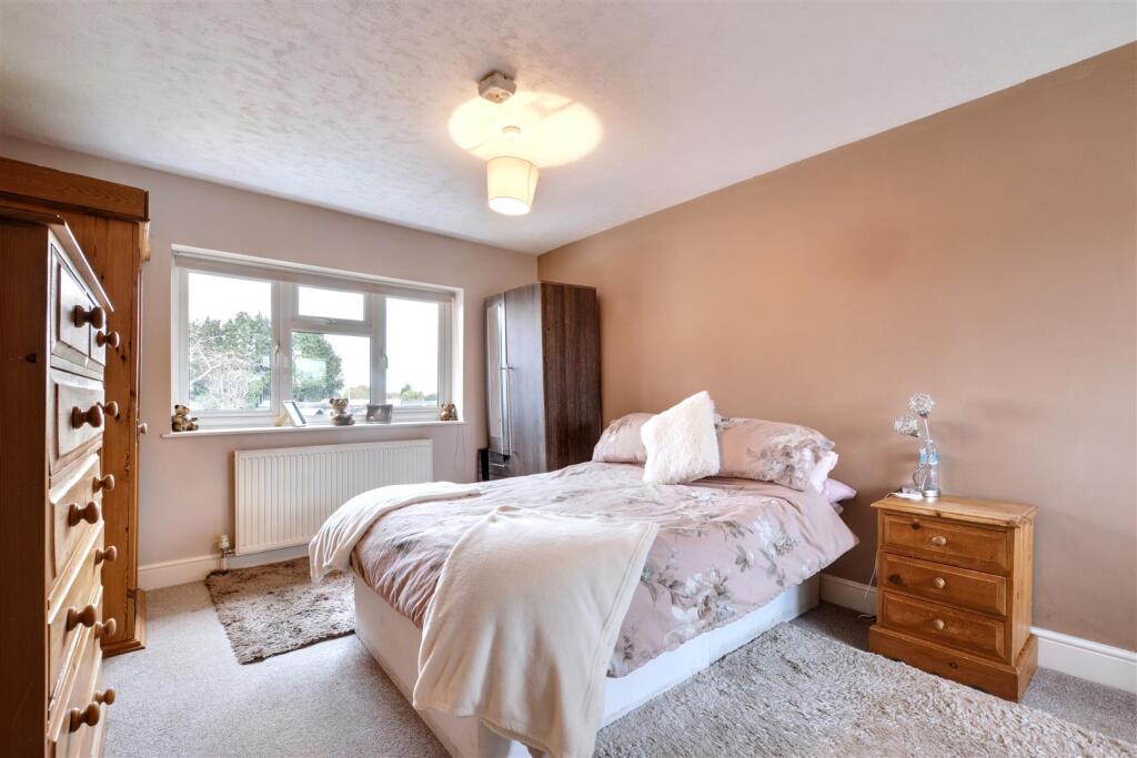 Bedroom One_1.jpeg