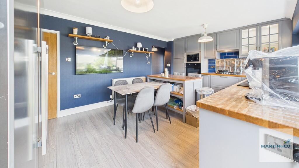 CAM03663G0-PR0188...