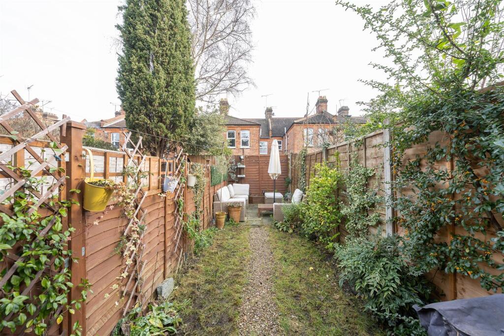 Mersey Road, E17