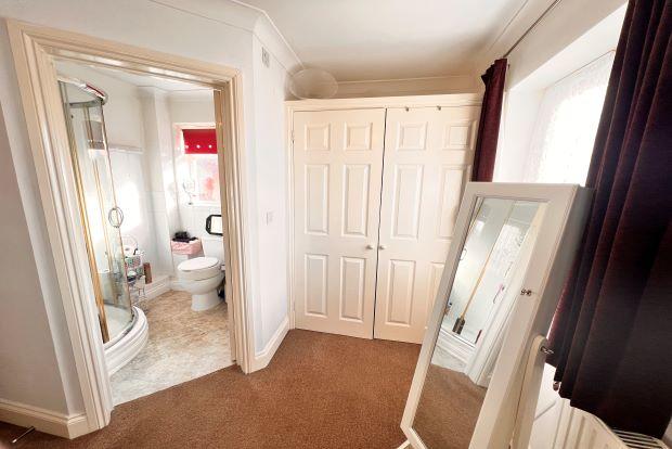 En-Suite Shower/w.c.