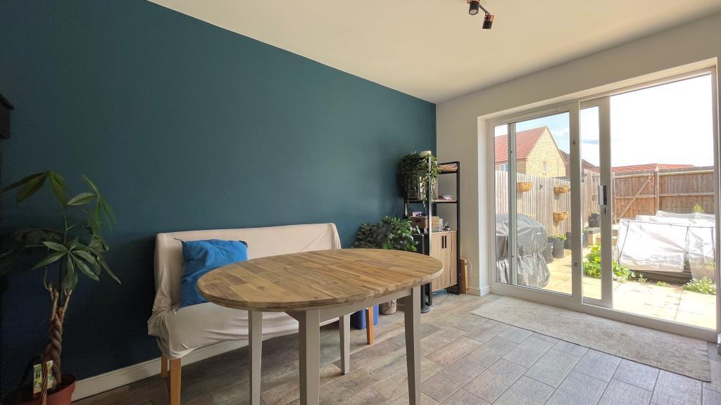 Dining area.jpg
