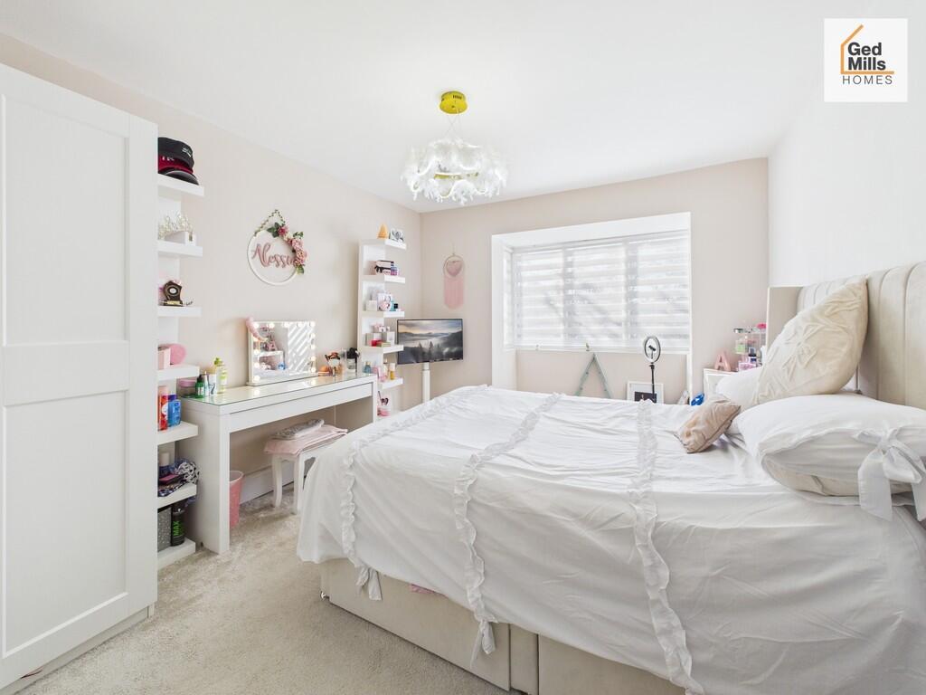 CAM04261G0-PR0100...