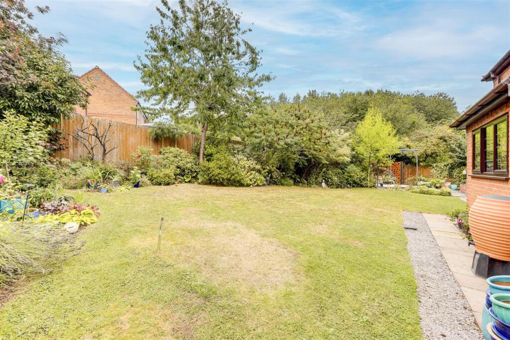 IMG_9861-IMG_9865 copy.jpg