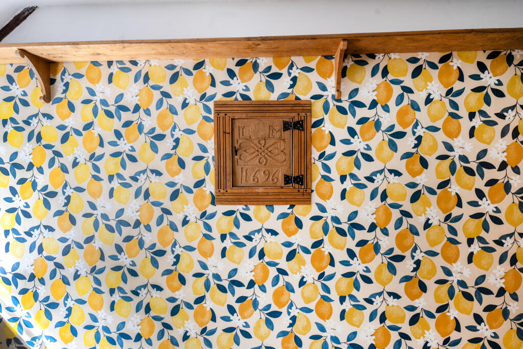 1346937-6-68b1808...