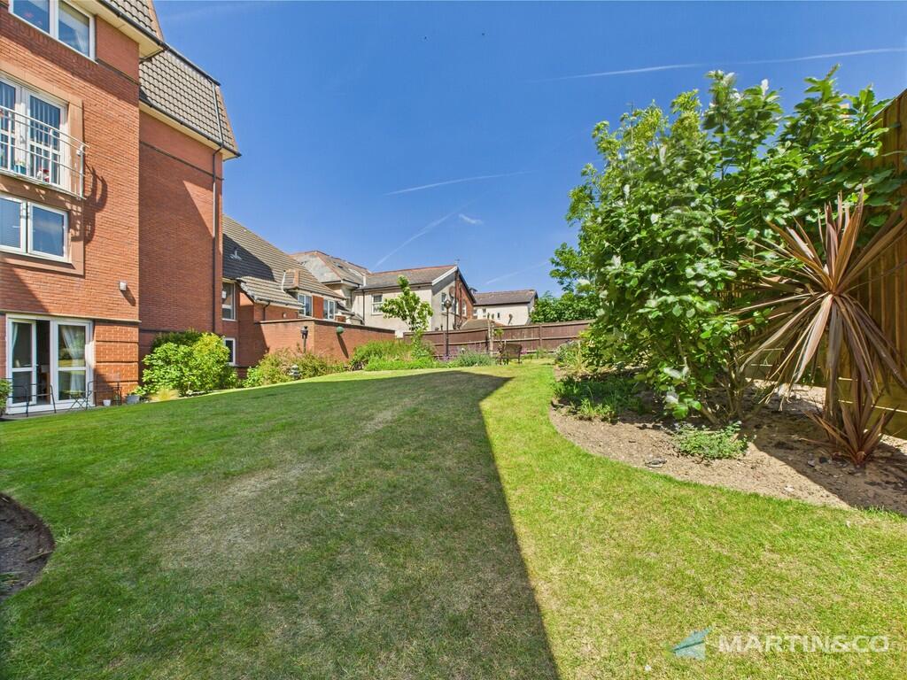 CAM02318G0-PR0451...