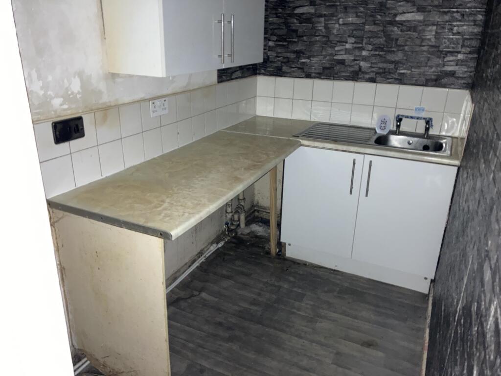 Kitchen T202512101126.jpg