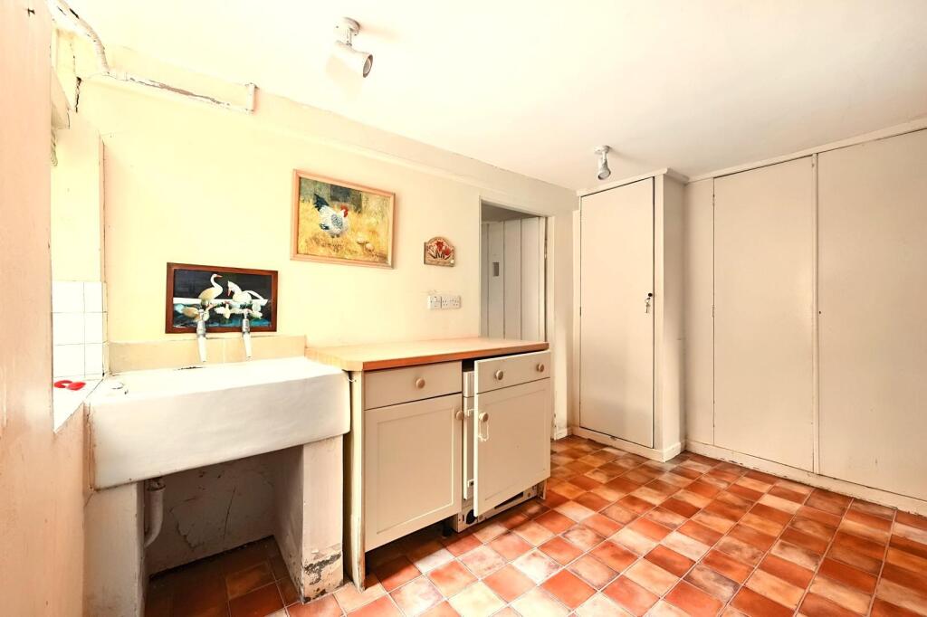 Leesden-Standen Street-TN317QE (2).jpg