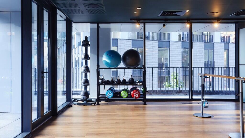 COMMUNAL STUDIO