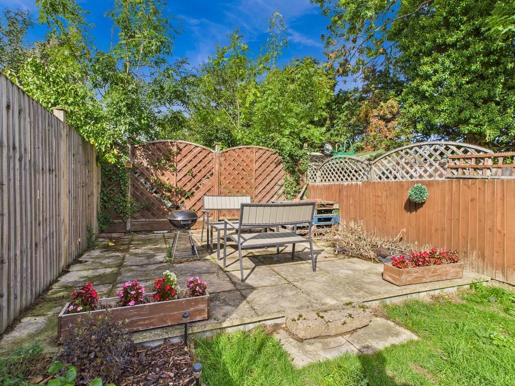 CAM04578G0-PR0028...