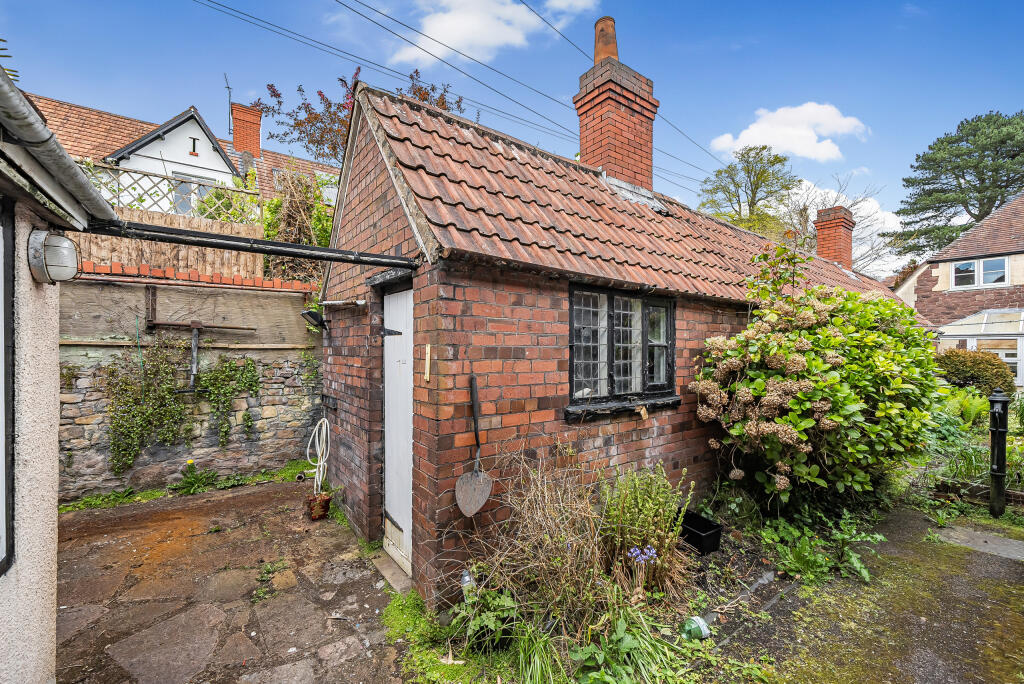 Outbuilding