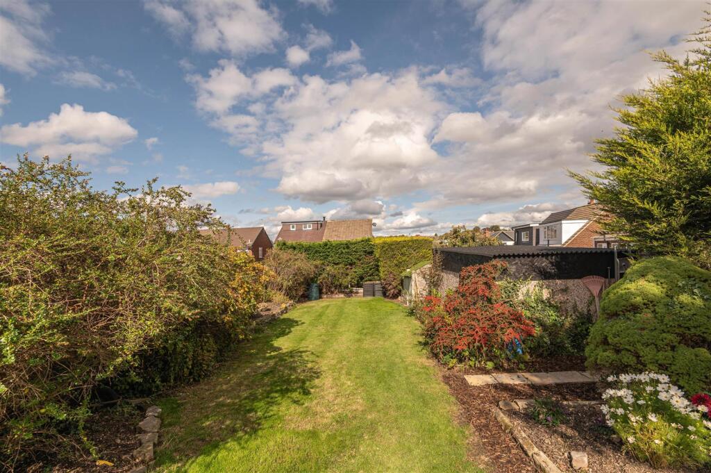 26 - 88 Smalewell Road LS28 8JH.jpg