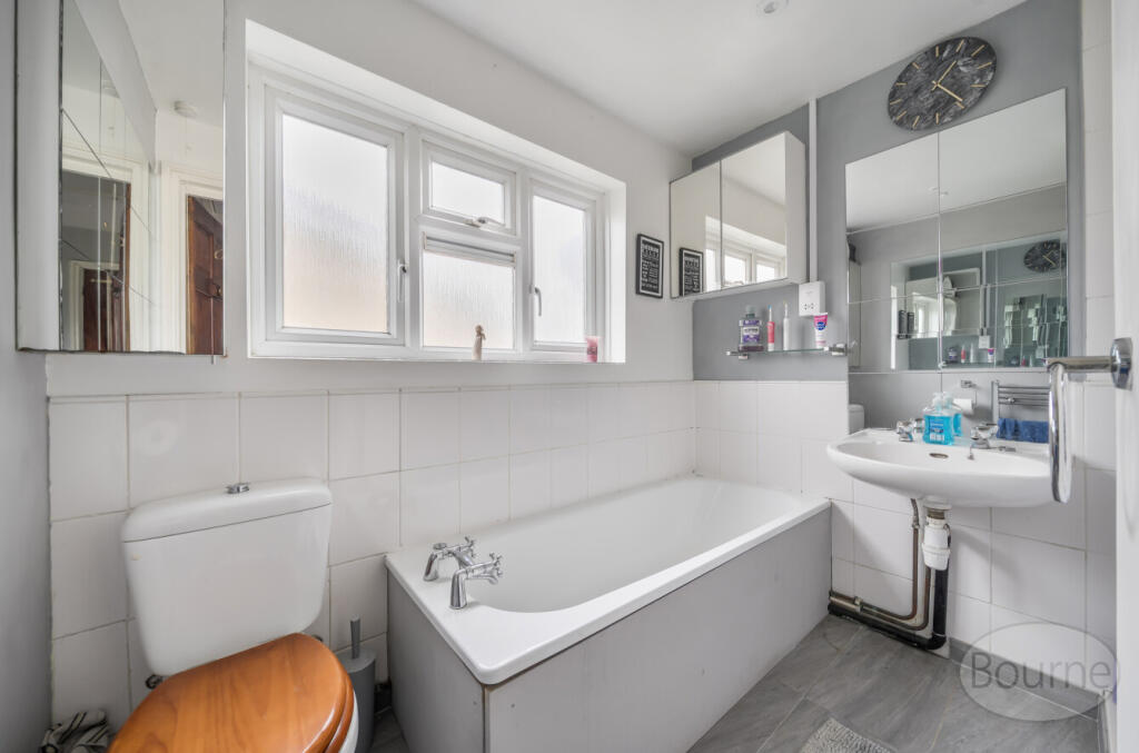 3ba38a24-e01e-449...