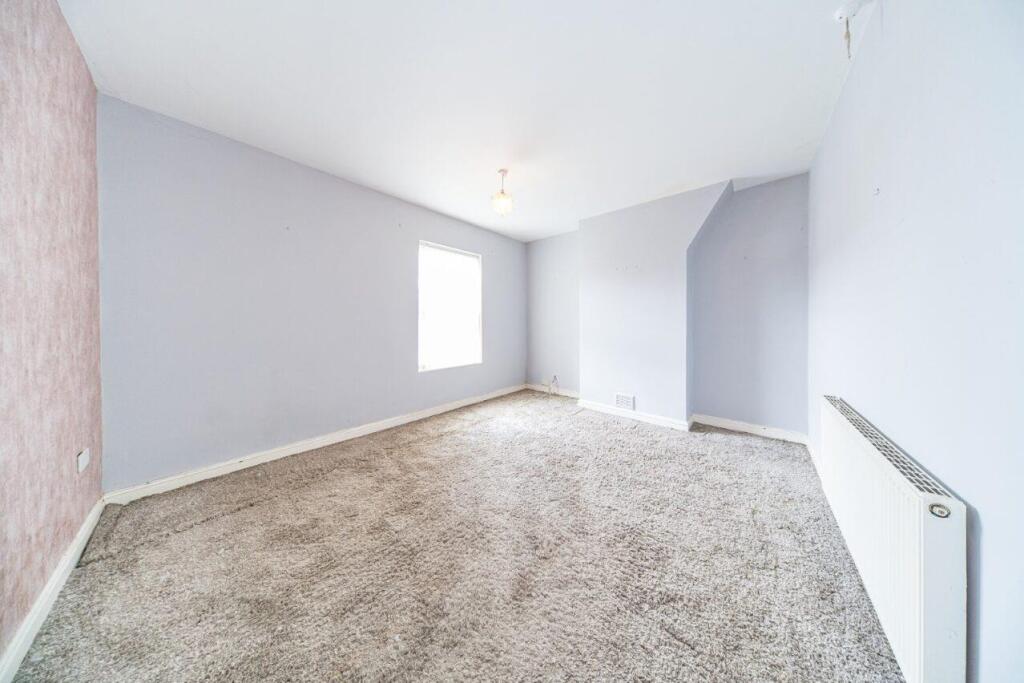 41 old lane bedroom 1.jpg