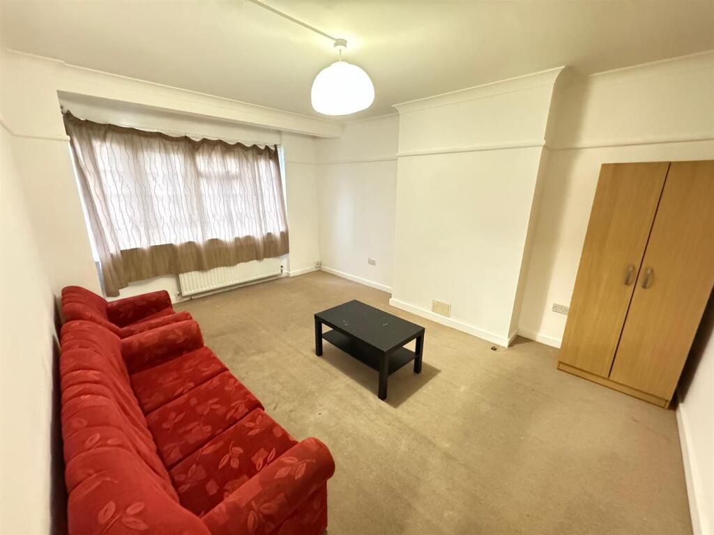 Lounge.jpg