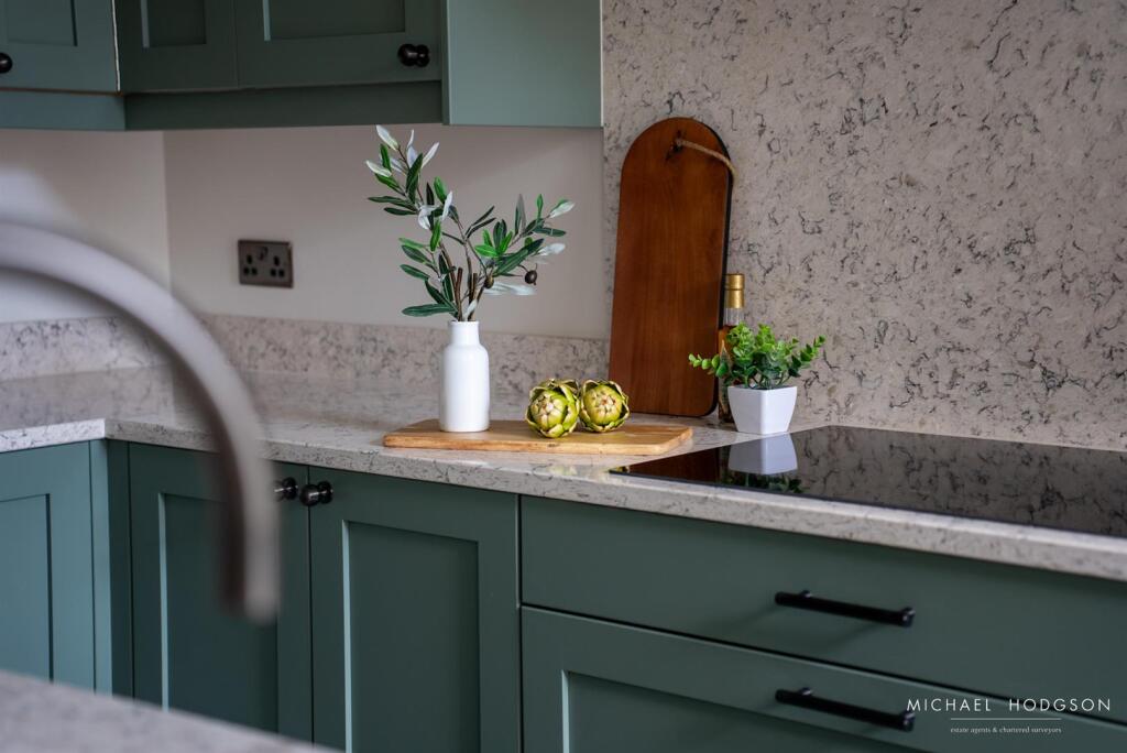 13 Front Street, Whitburn-22.jpg