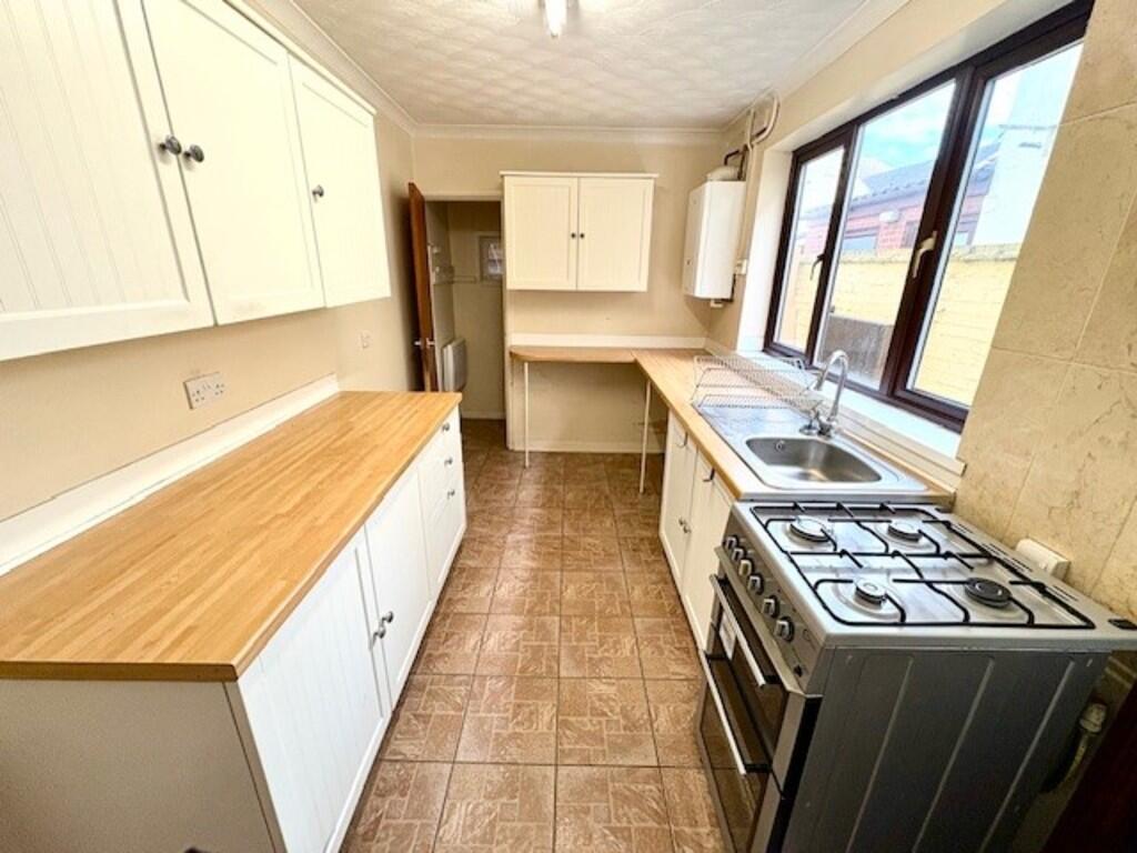 Kitchen 2