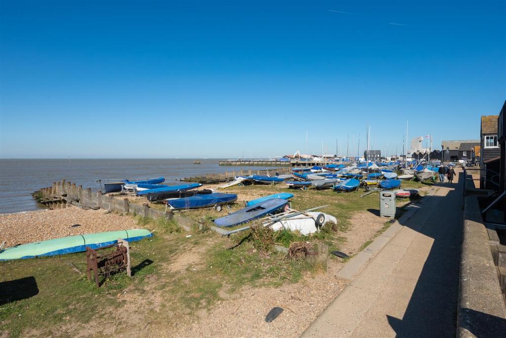 Sea Wall, Whitstable