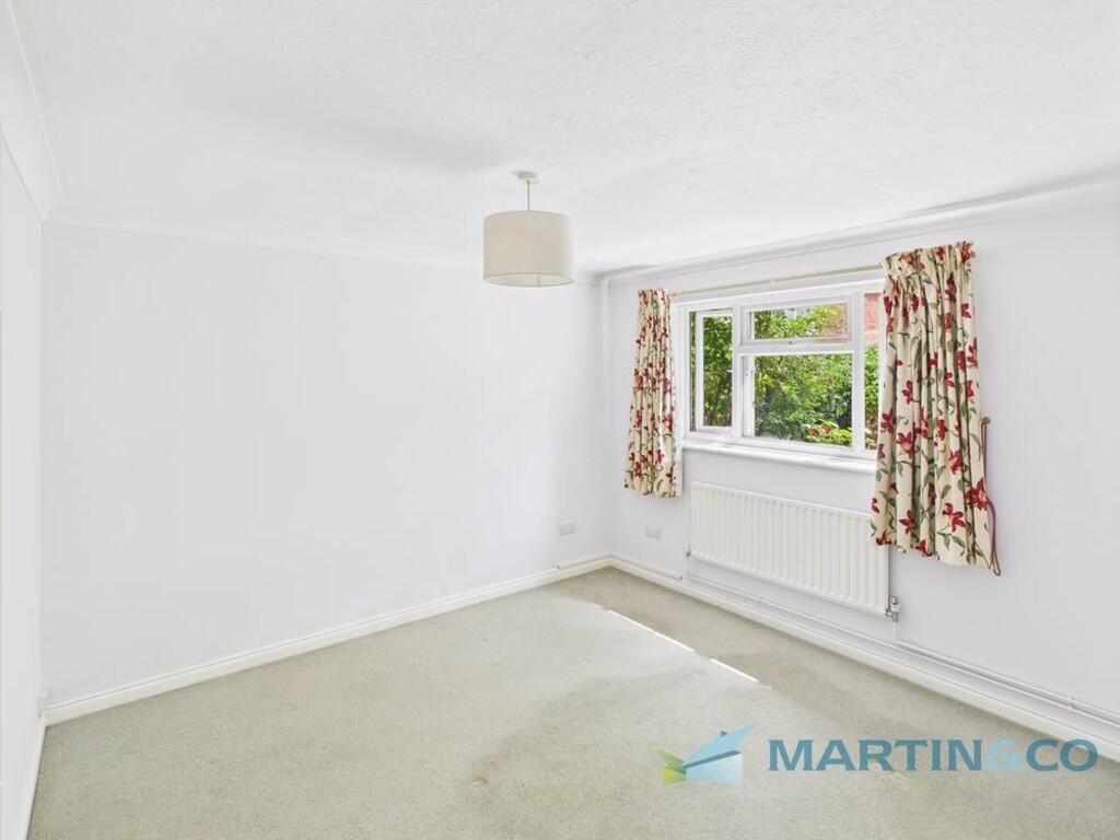 CAM02145G0-PR0068...