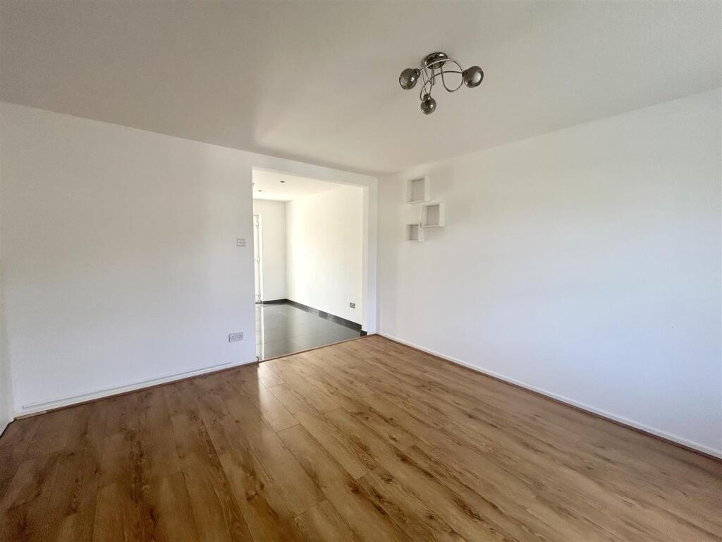 Living room.jpeg
