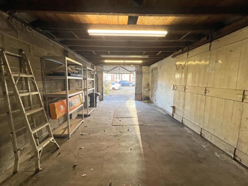 4 - Building Plot for Auction, Bedminster.JPG