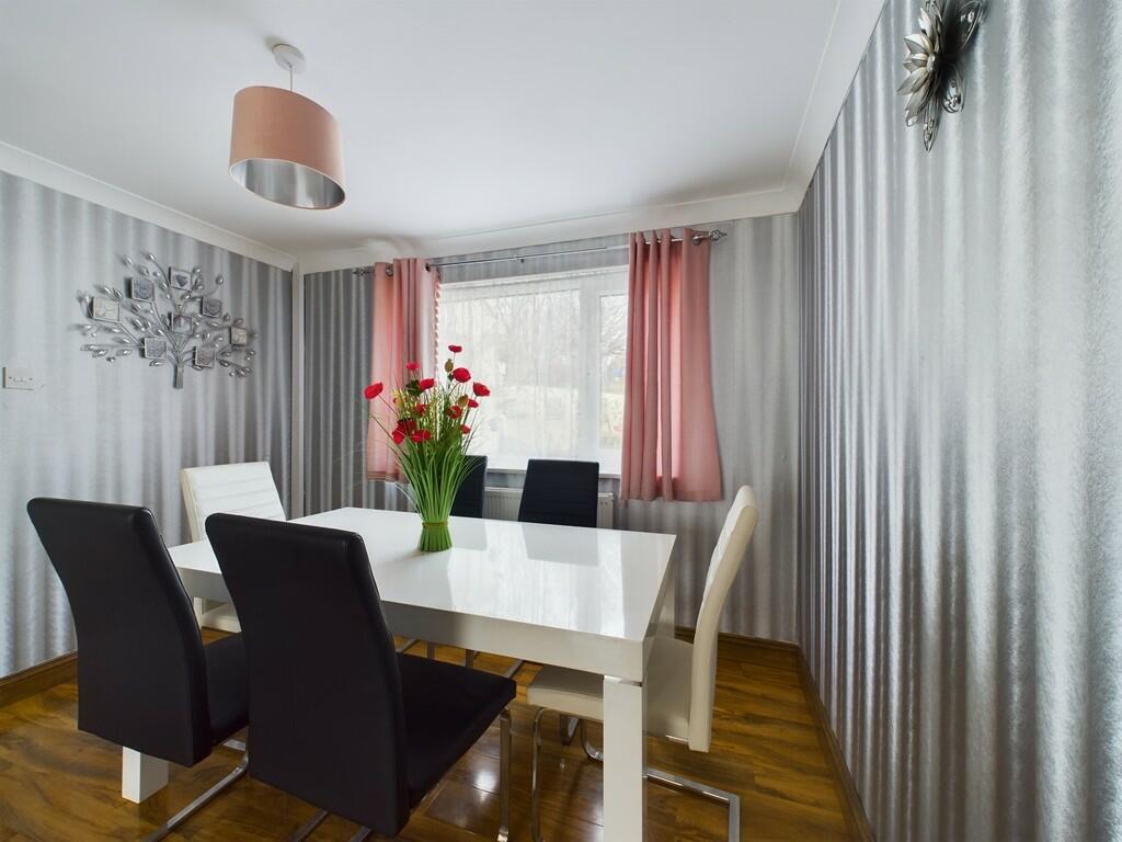 CAM02089G0-PR0382...